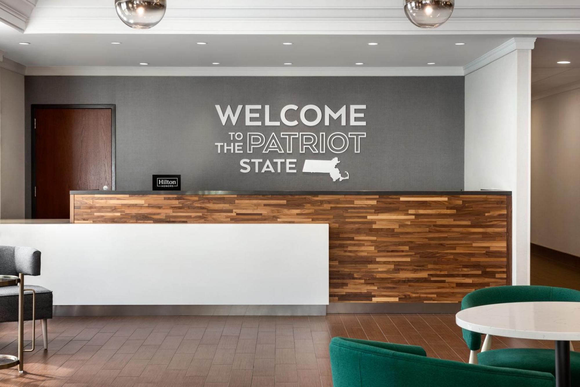Hampton Inn By Hilton Boston/Cambridge Exterior foto
